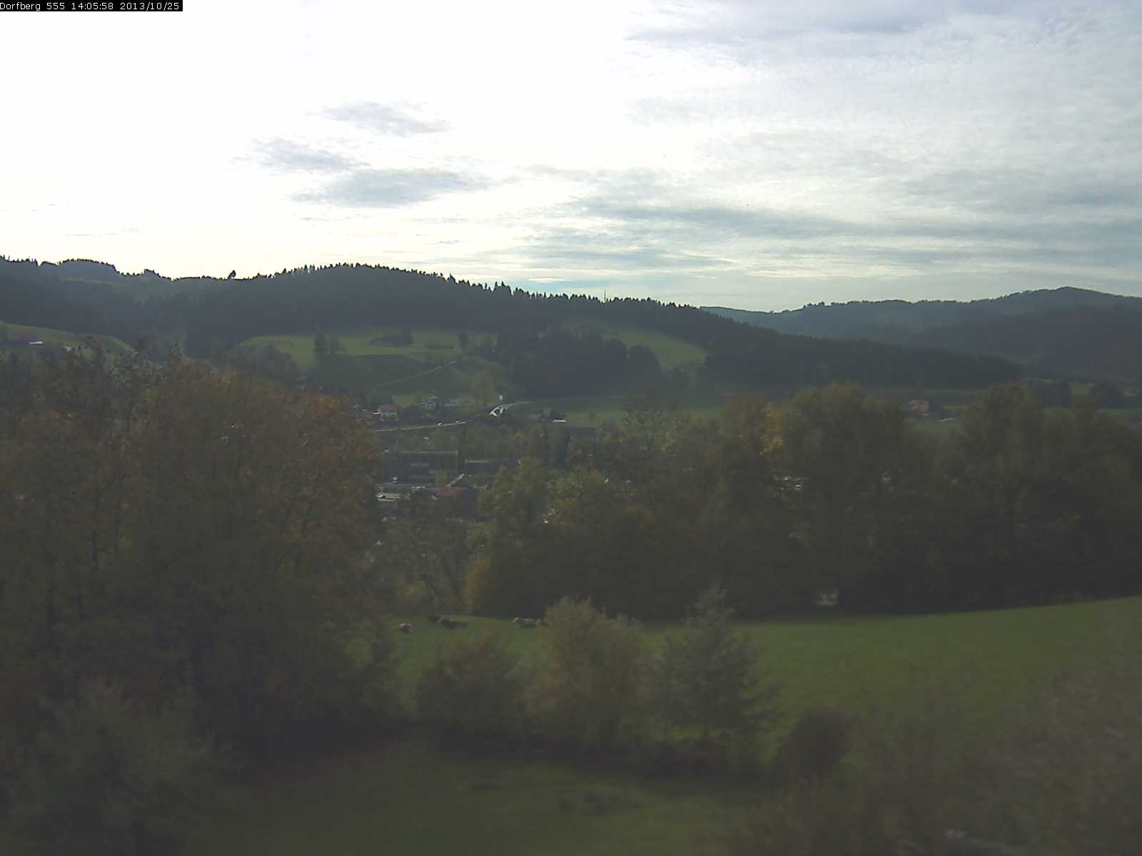 Webcam-Bild: Aussicht vom Dorfberg in Langnau 20131025-140600