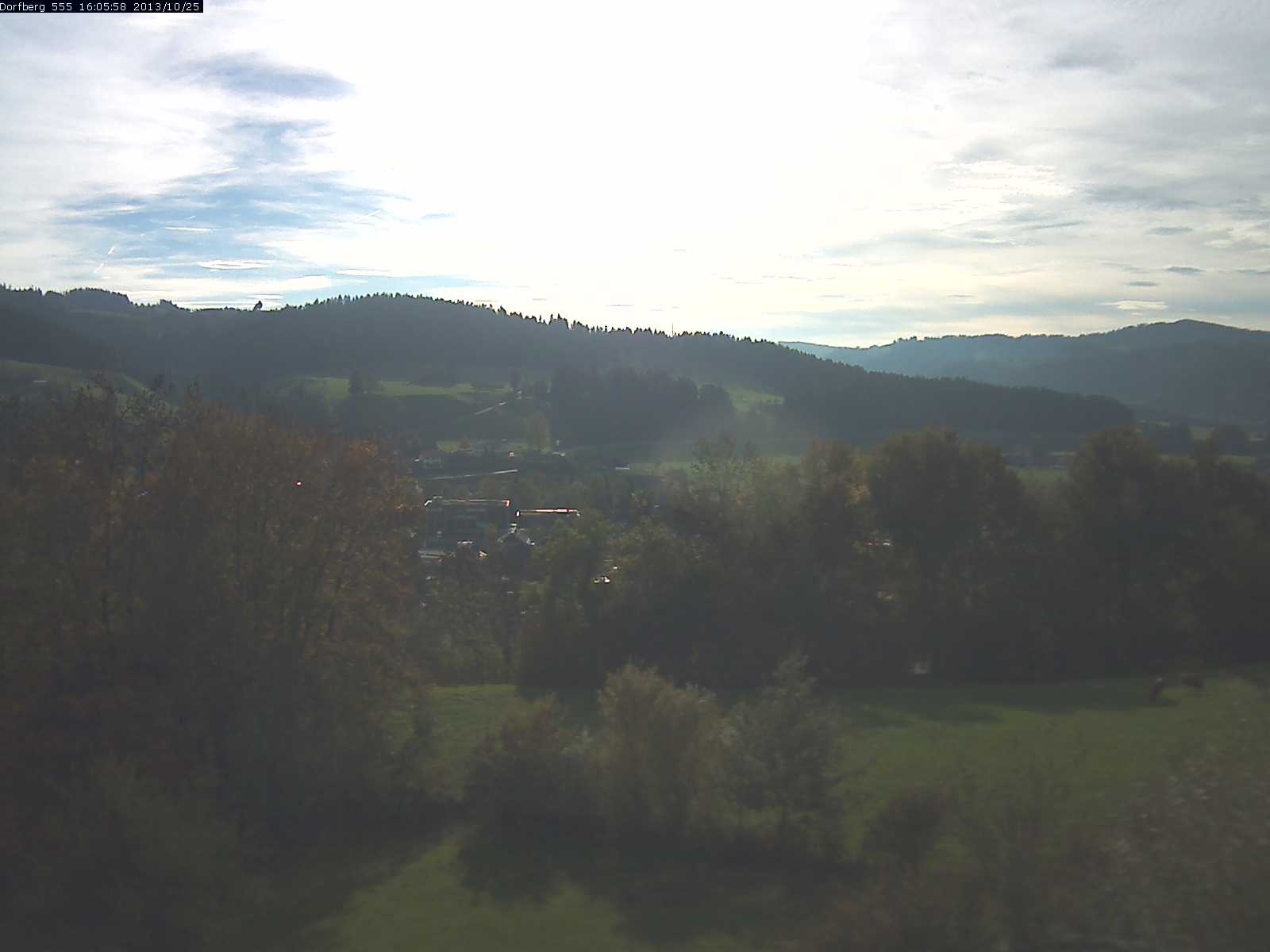 Webcam-Bild: Aussicht vom Dorfberg in Langnau 20131025-160600