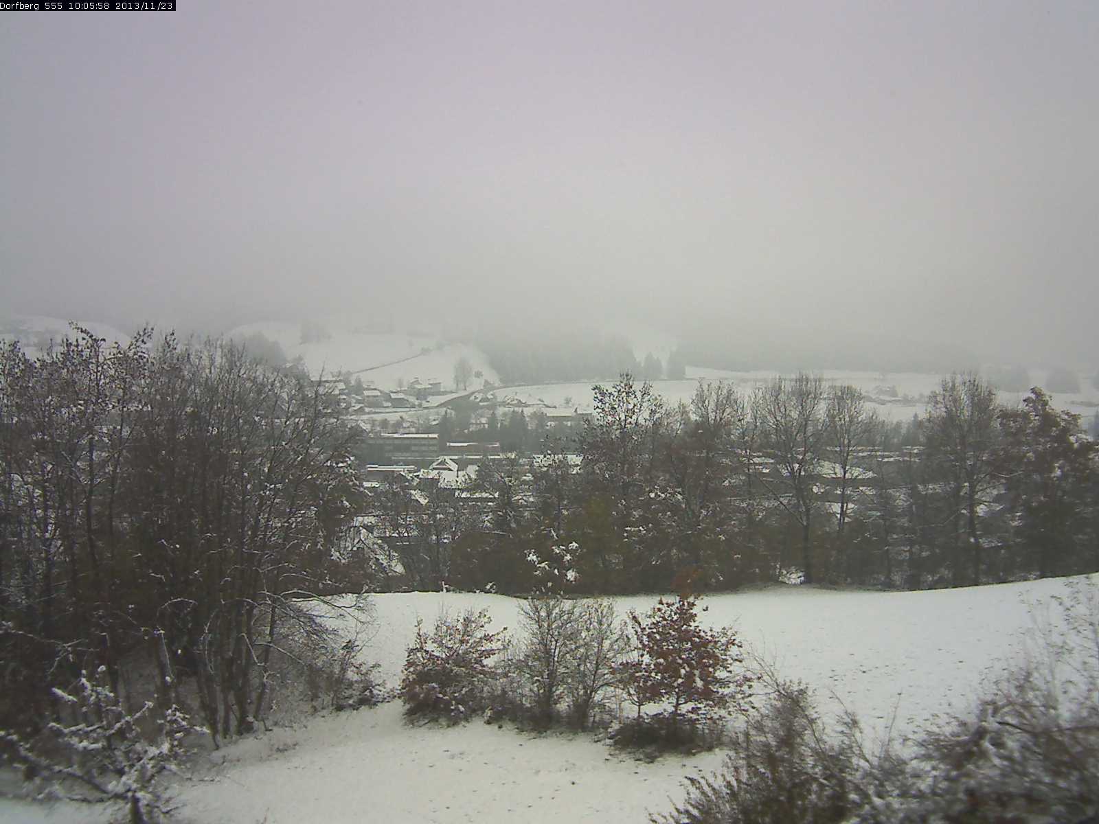 Webcam-Bild: Aussicht vom Dorfberg in Langnau 20131123-100600