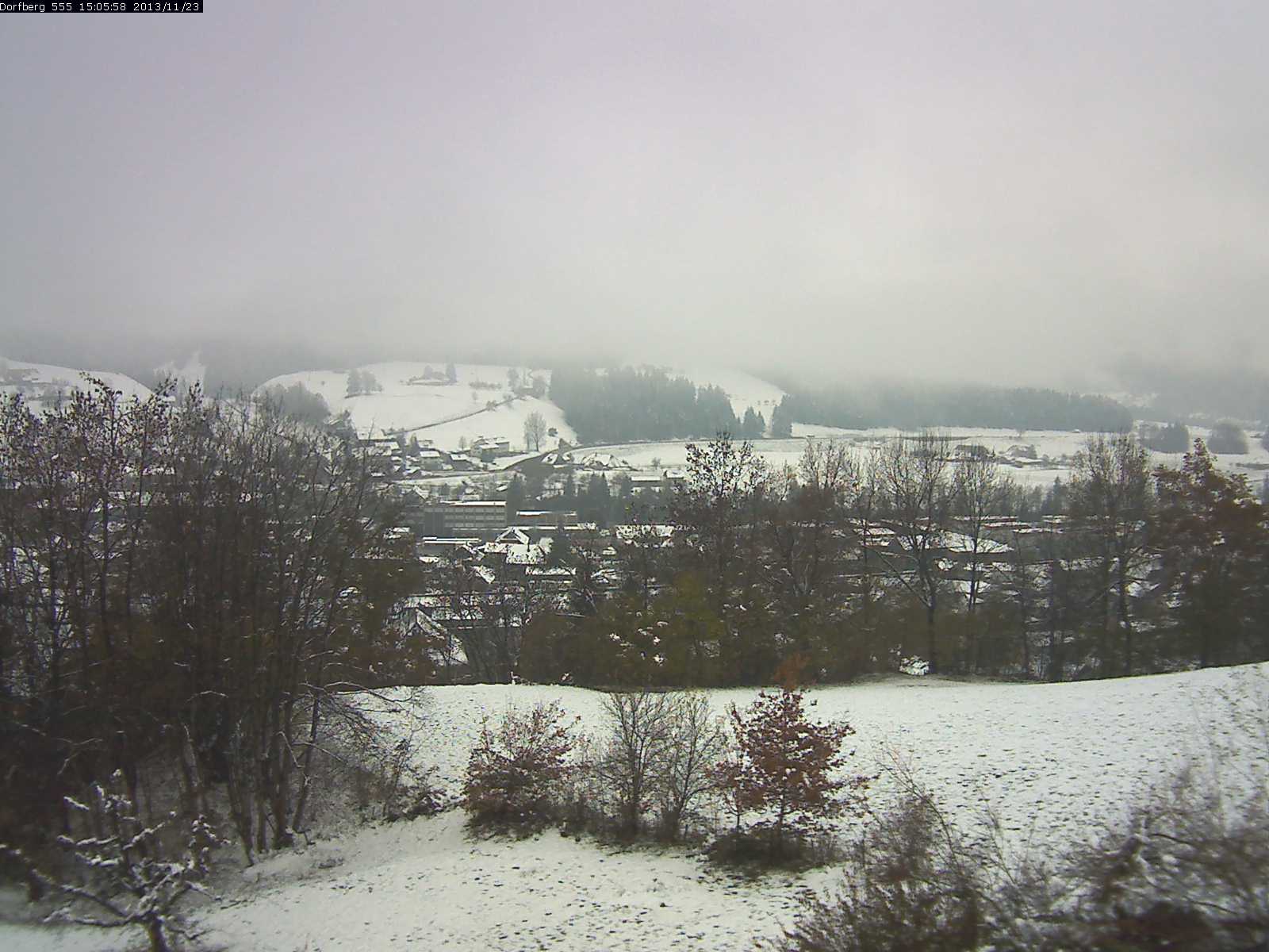 Webcam-Bild: Aussicht vom Dorfberg in Langnau 20131123-150600