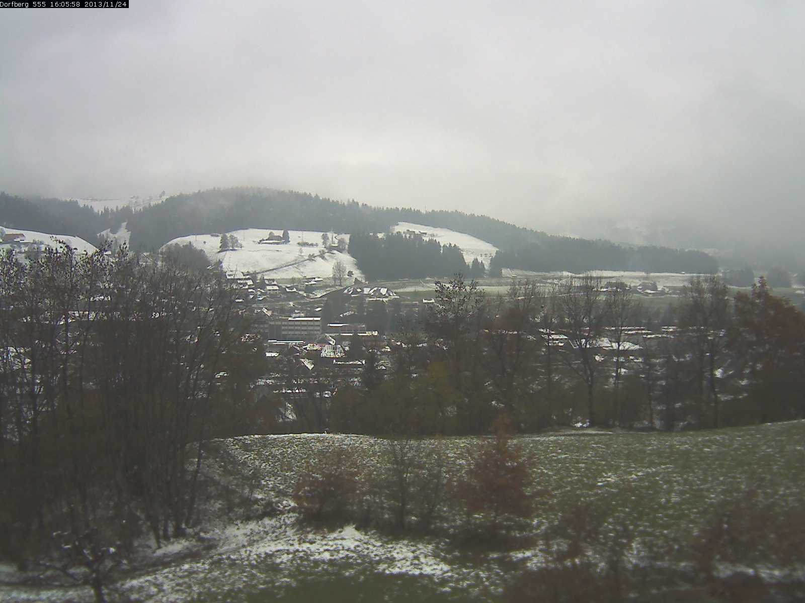 Webcam-Bild: Aussicht vom Dorfberg in Langnau 20131124-160600
