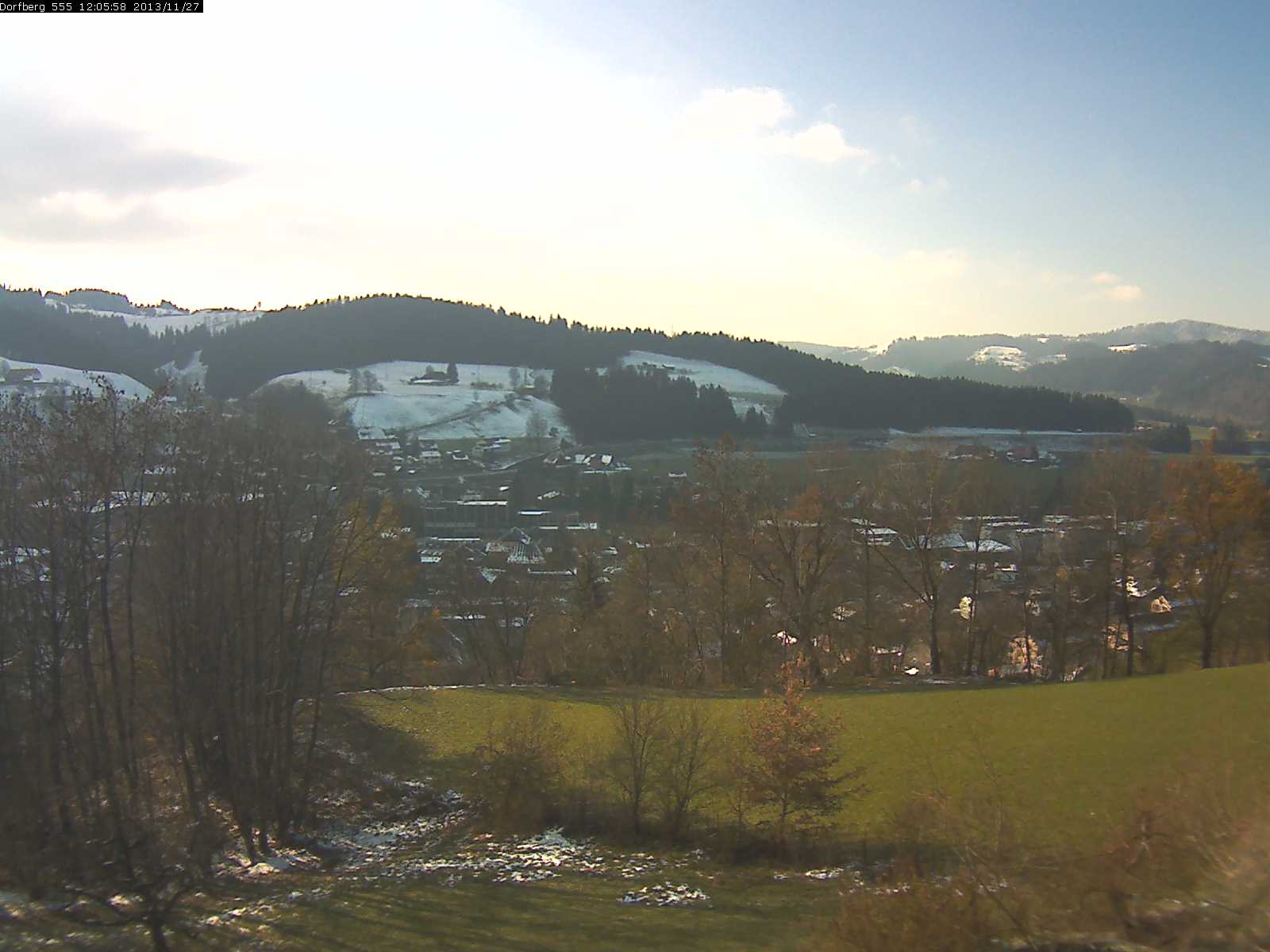 Webcam-Bild: Aussicht vom Dorfberg in Langnau 20131127-120600