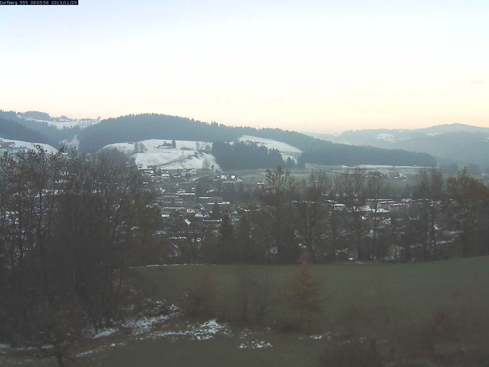 Webcam-Bild: Aussicht vom Dorfberg in Langnau 20131129-080600