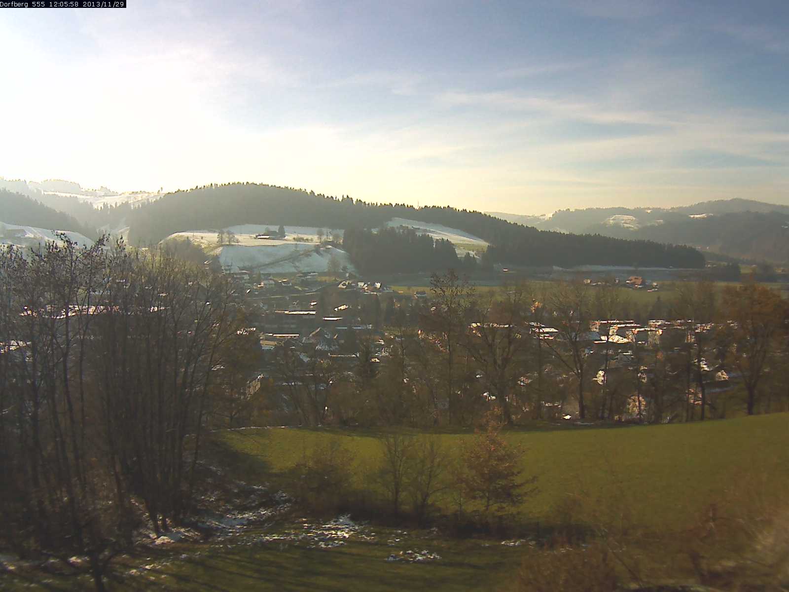 Webcam-Bild: Aussicht vom Dorfberg in Langnau 20131129-120600
