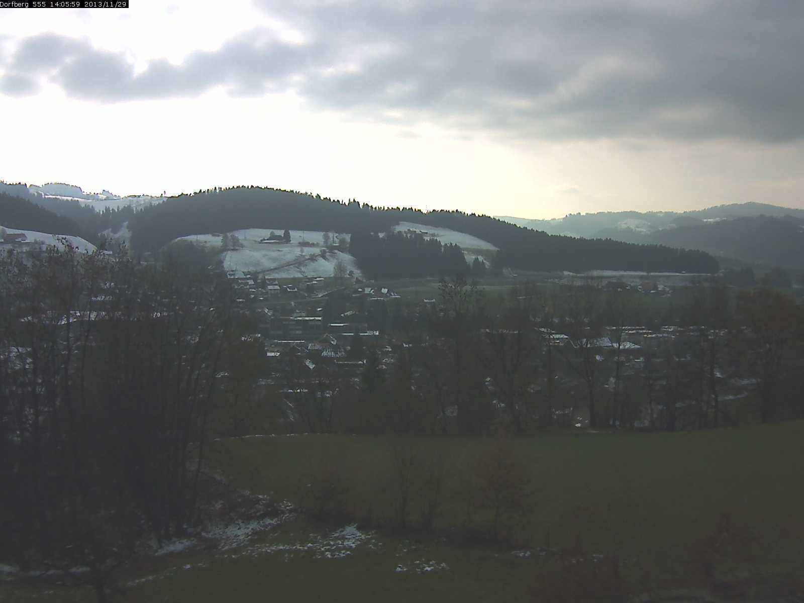 Webcam-Bild: Aussicht vom Dorfberg in Langnau 20131129-140600