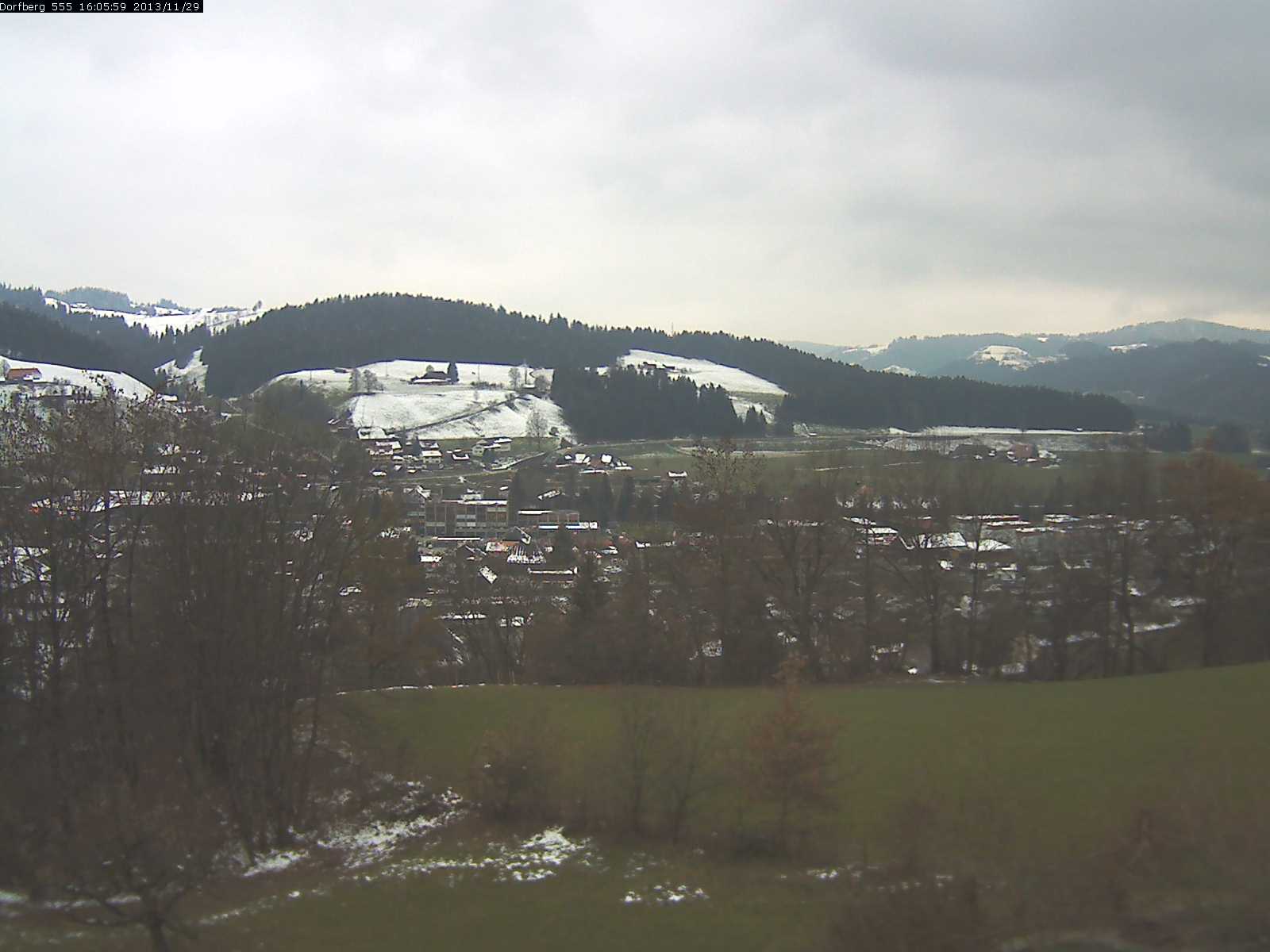 Webcam-Bild: Aussicht vom Dorfberg in Langnau 20131129-160600