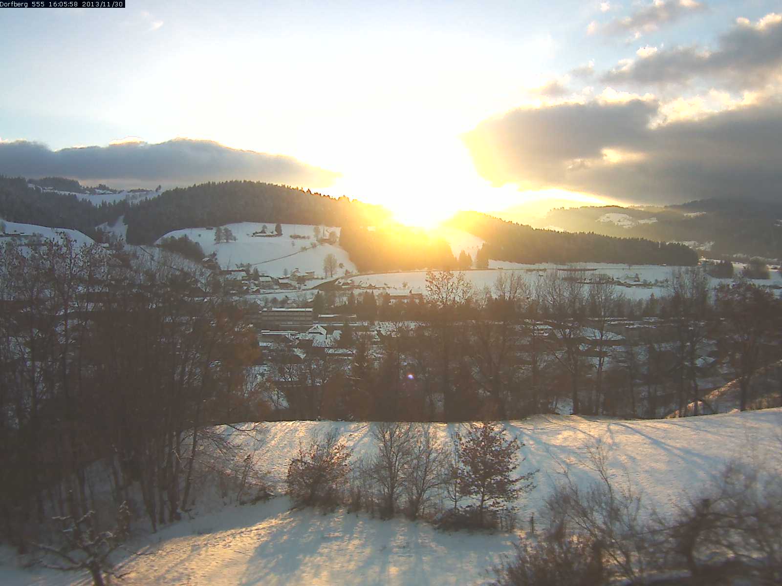 Webcam-Bild: Aussicht vom Dorfberg in Langnau 20131130-160600