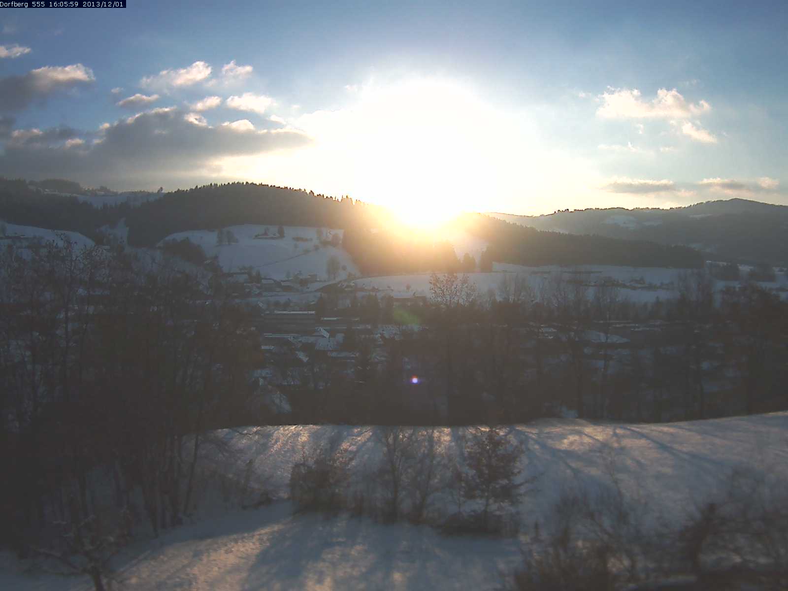 Webcam-Bild: Aussicht vom Dorfberg in Langnau 20131201-160600