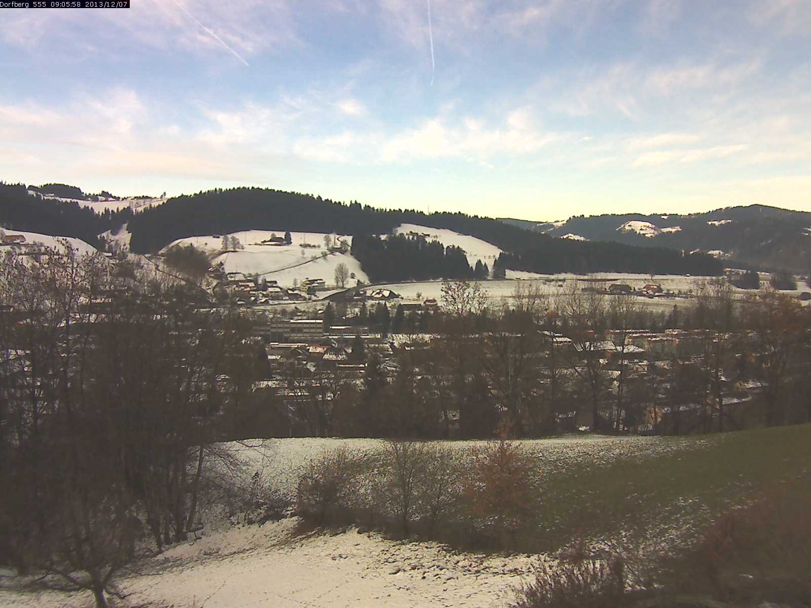 Webcam-Bild: Aussicht vom Dorfberg in Langnau 20131207-090600