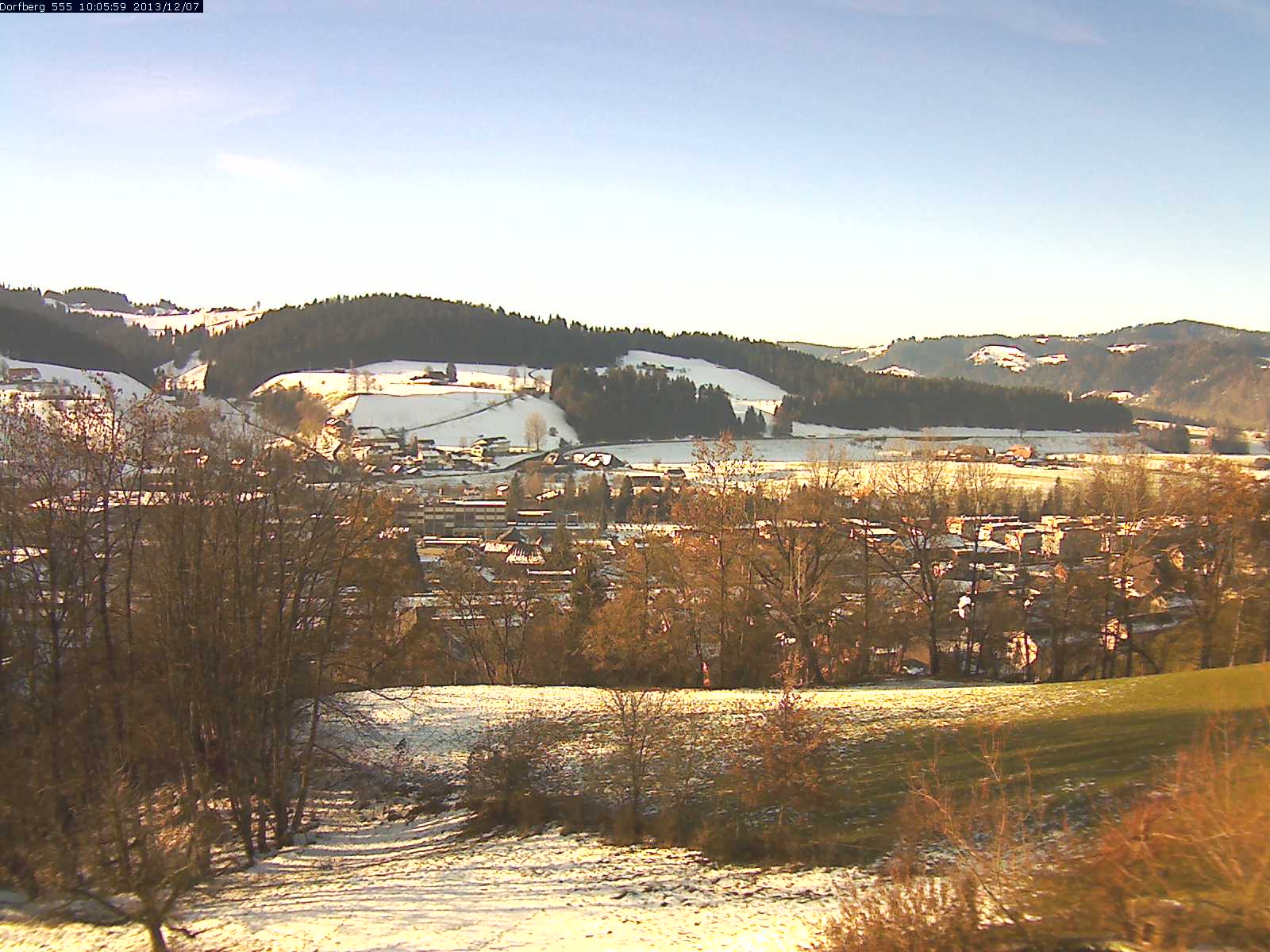 Webcam-Bild: Aussicht vom Dorfberg in Langnau 20131207-100600