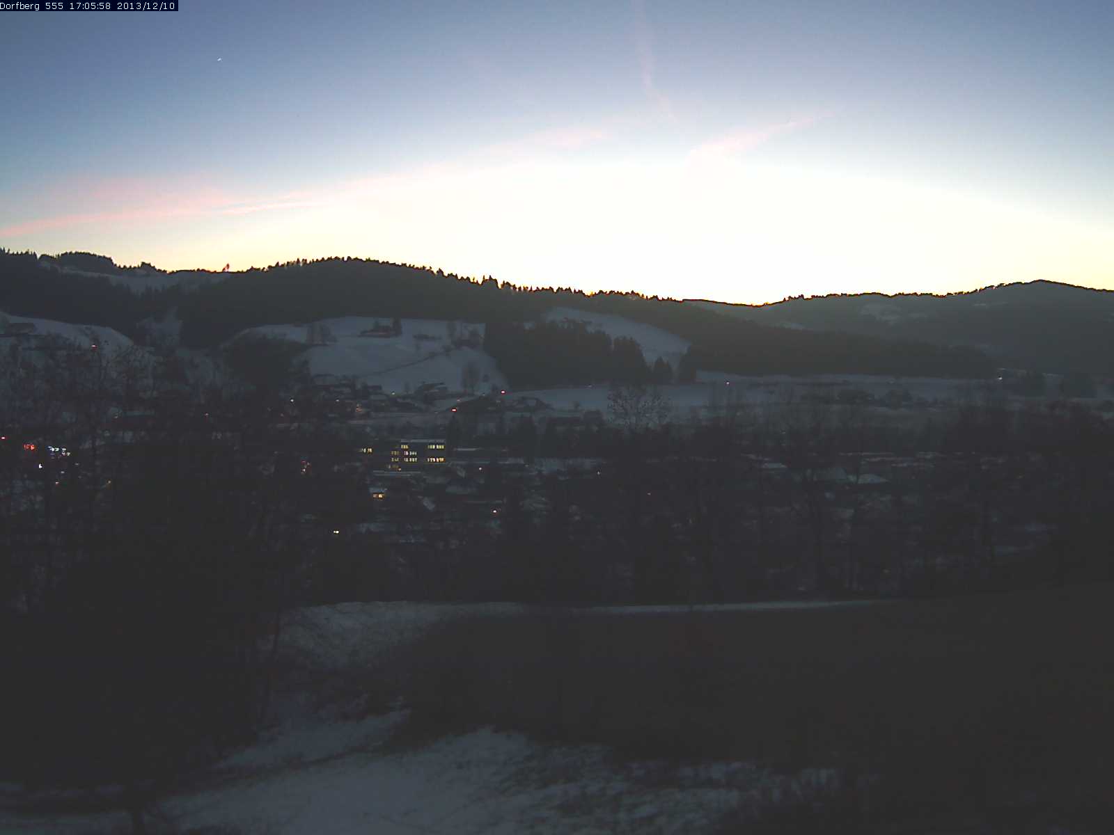 Webcam-Bild: Aussicht vom Dorfberg in Langnau 20131210-170600