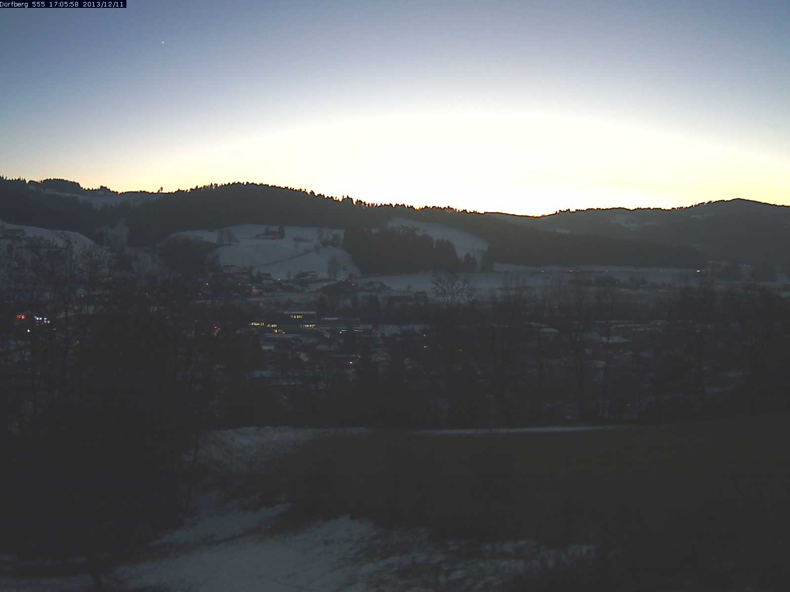 Webcam-Bild: Aussicht vom Dorfberg in Langnau 20131211-170600