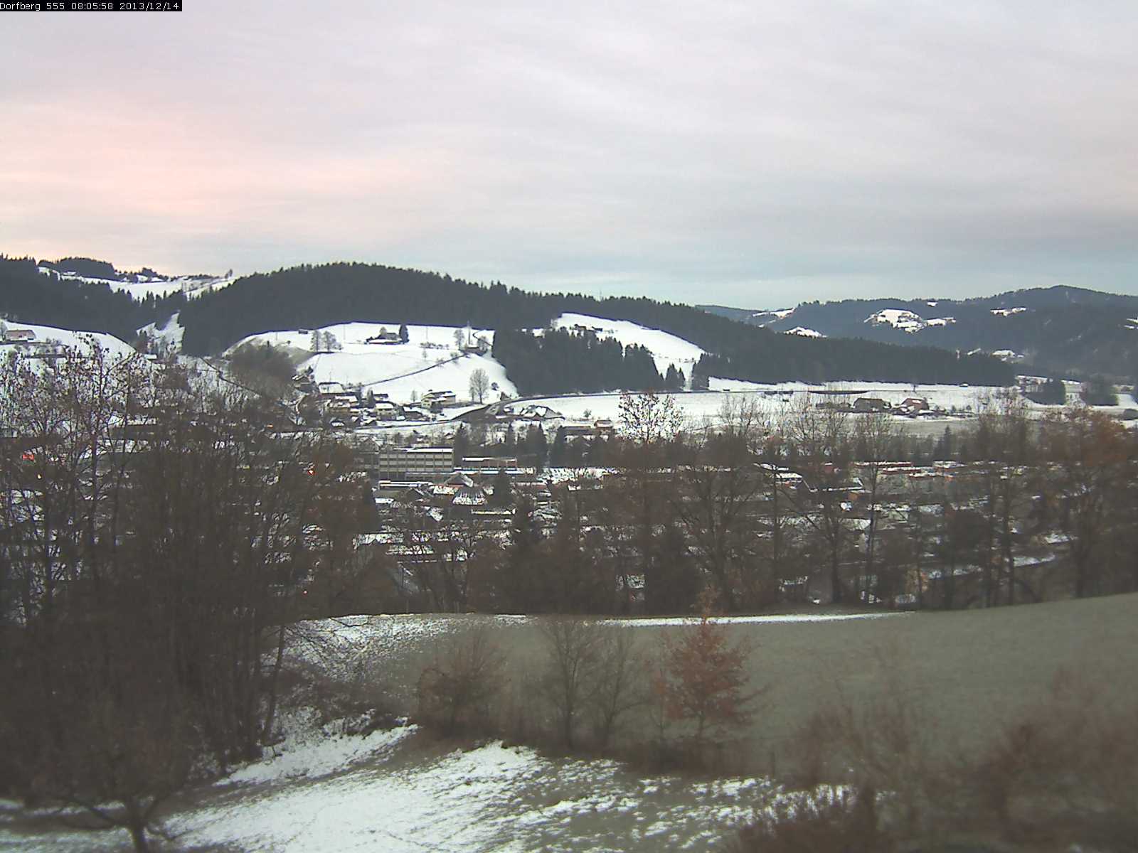 Webcam-Bild: Aussicht vom Dorfberg in Langnau 20131214-080600