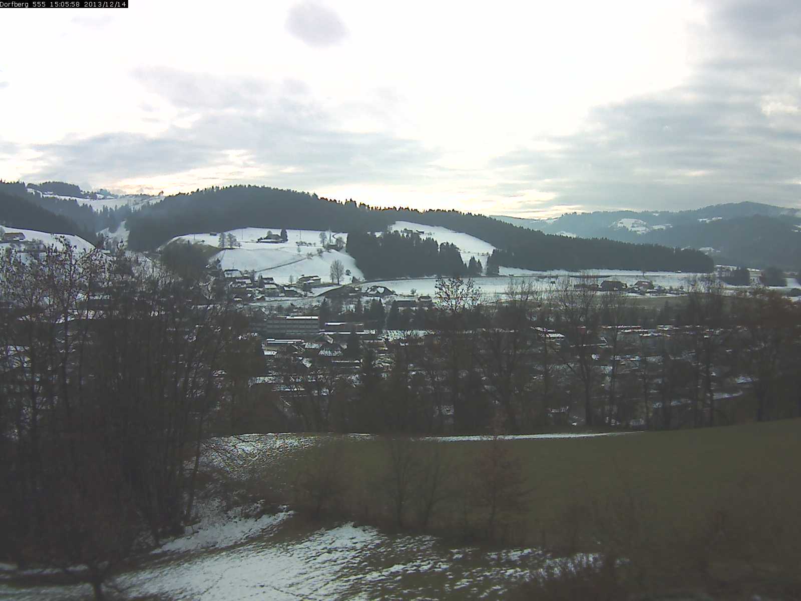Webcam-Bild: Aussicht vom Dorfberg in Langnau 20131214-150600