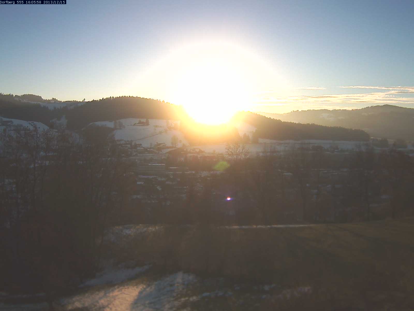 Webcam-Bild: Aussicht vom Dorfberg in Langnau 20131215-160600