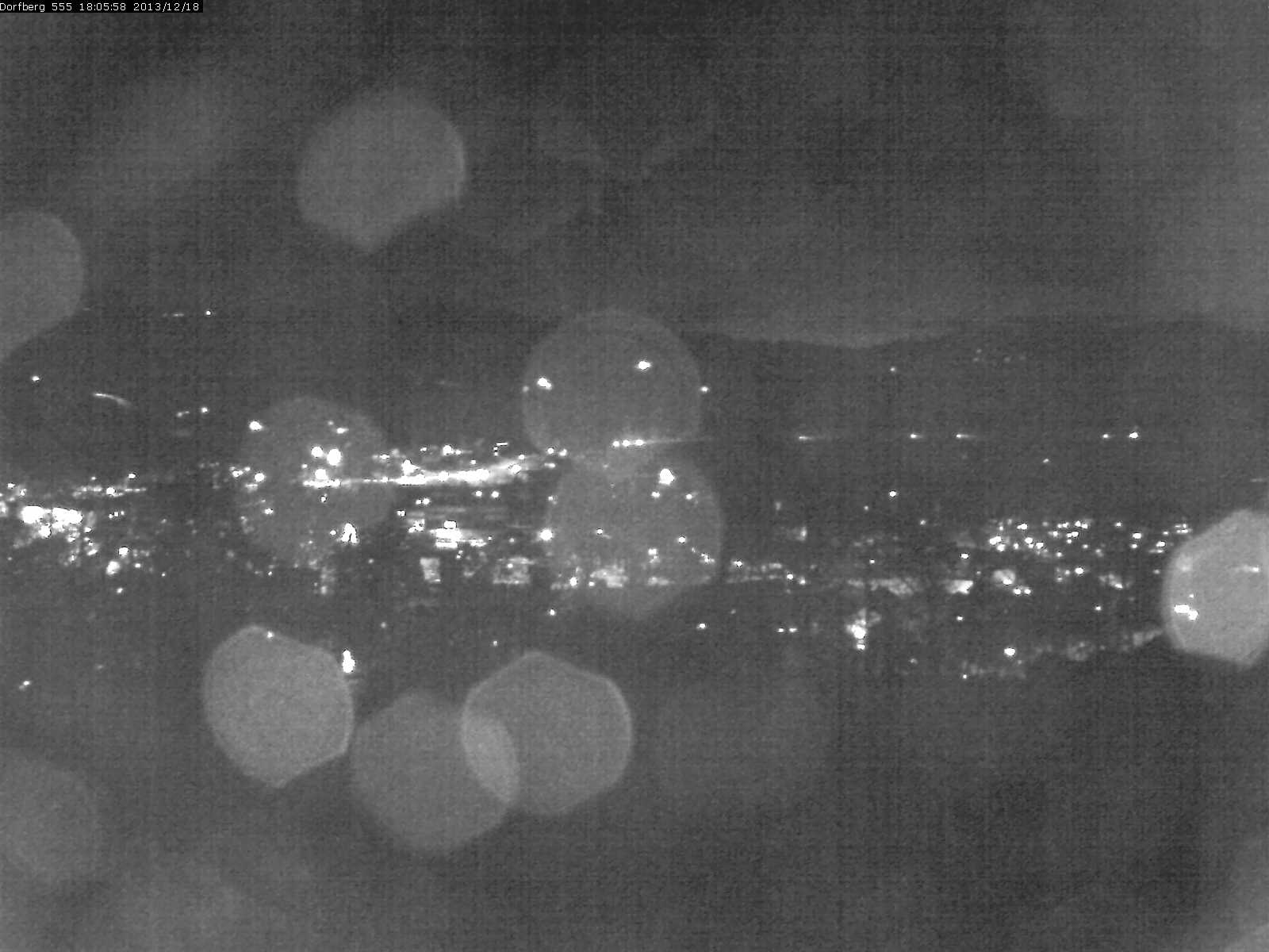 Webcam-Bild: Aussicht vom Dorfberg in Langnau 20131218-180600