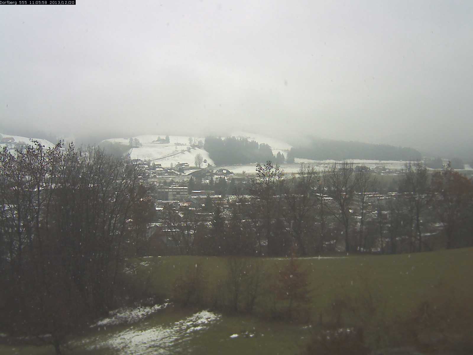 Webcam-Bild: Aussicht vom Dorfberg in Langnau 20131220-110600