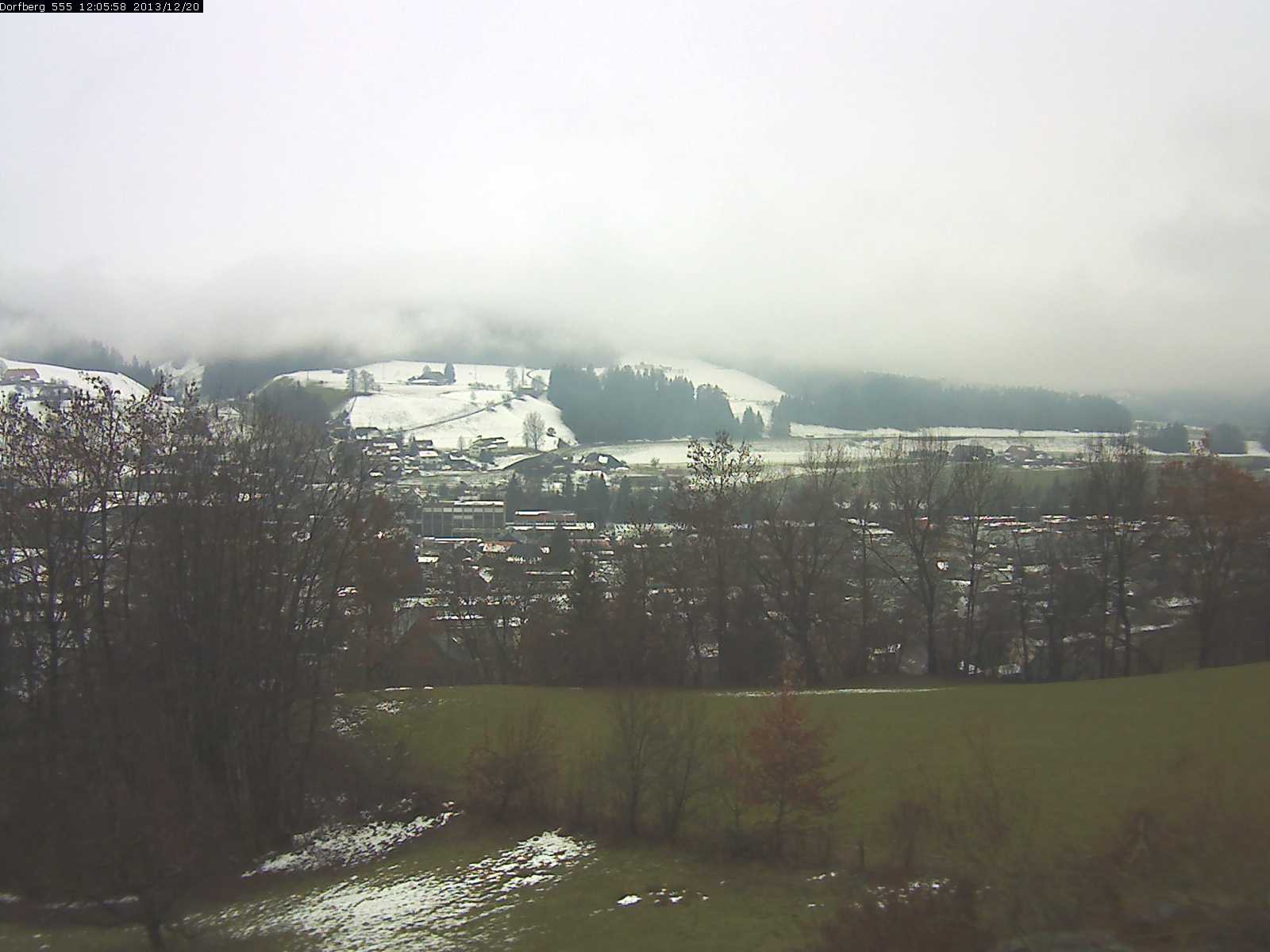 Webcam-Bild: Aussicht vom Dorfberg in Langnau 20131220-120600