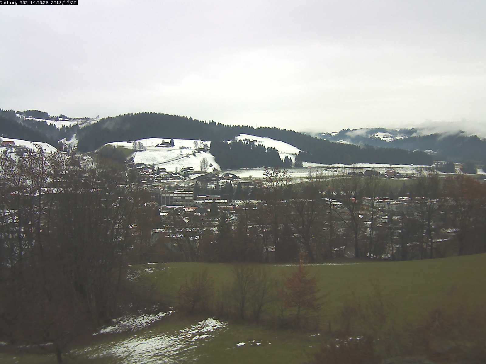 Webcam-Bild: Aussicht vom Dorfberg in Langnau 20131220-140600