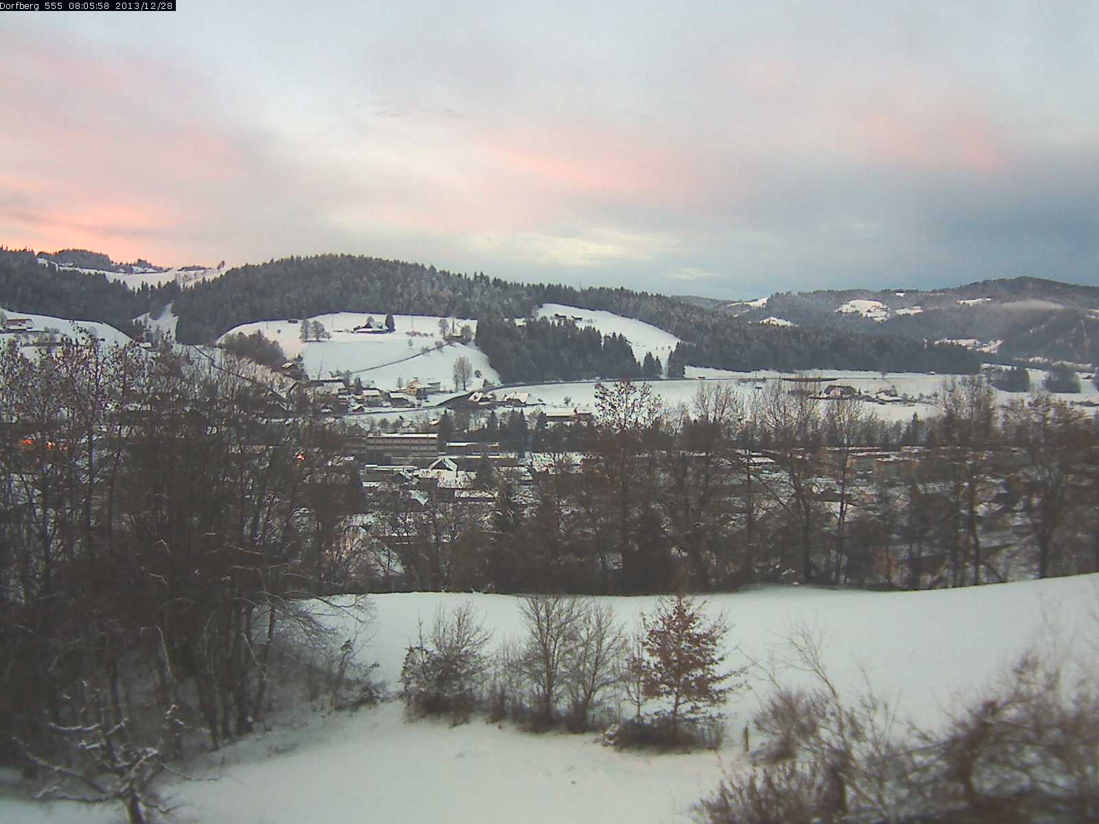 Webcam-Bild: Aussicht vom Dorfberg in Langnau 20131228-080600