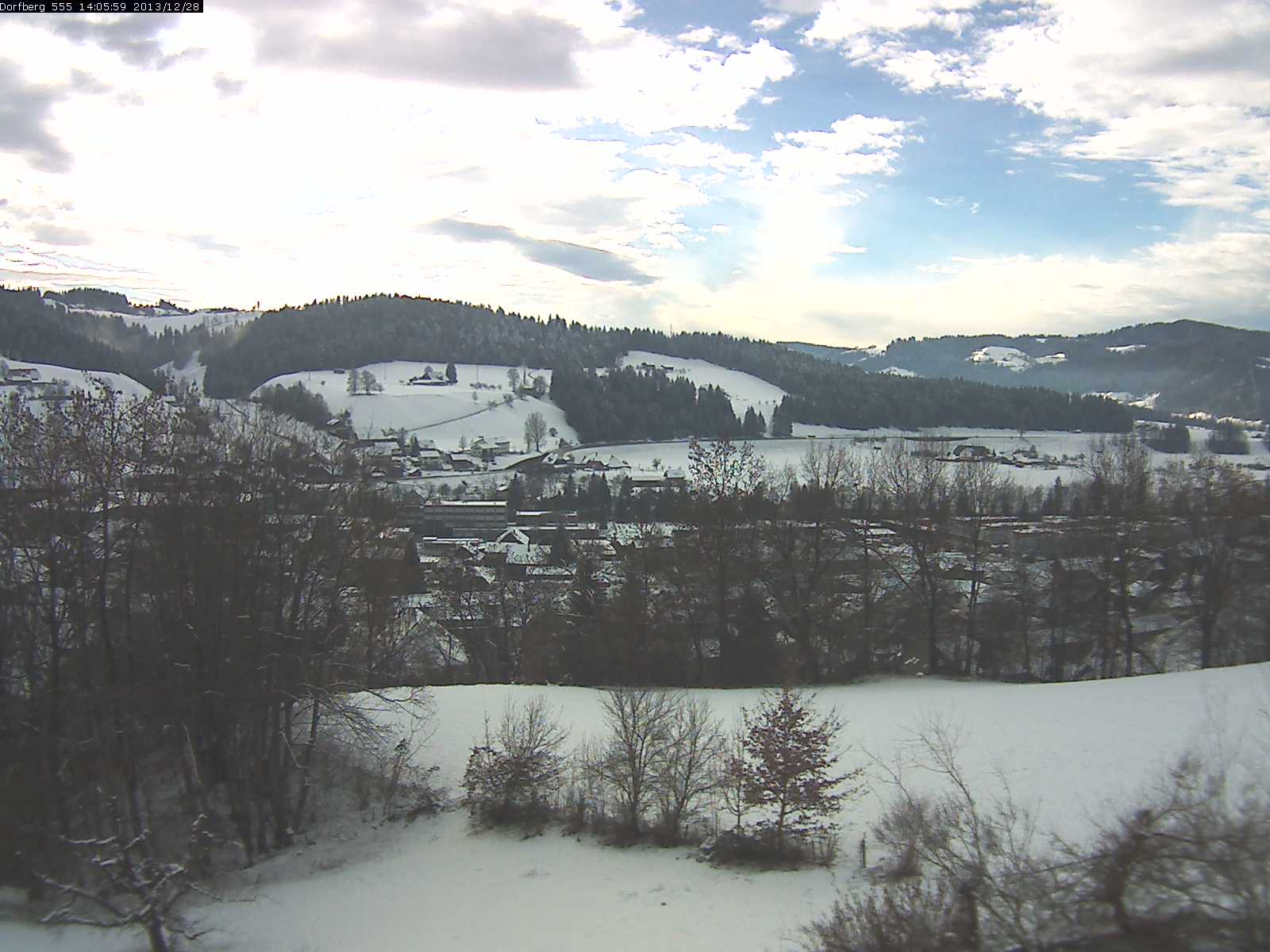 Webcam-Bild: Aussicht vom Dorfberg in Langnau 20131228-140600