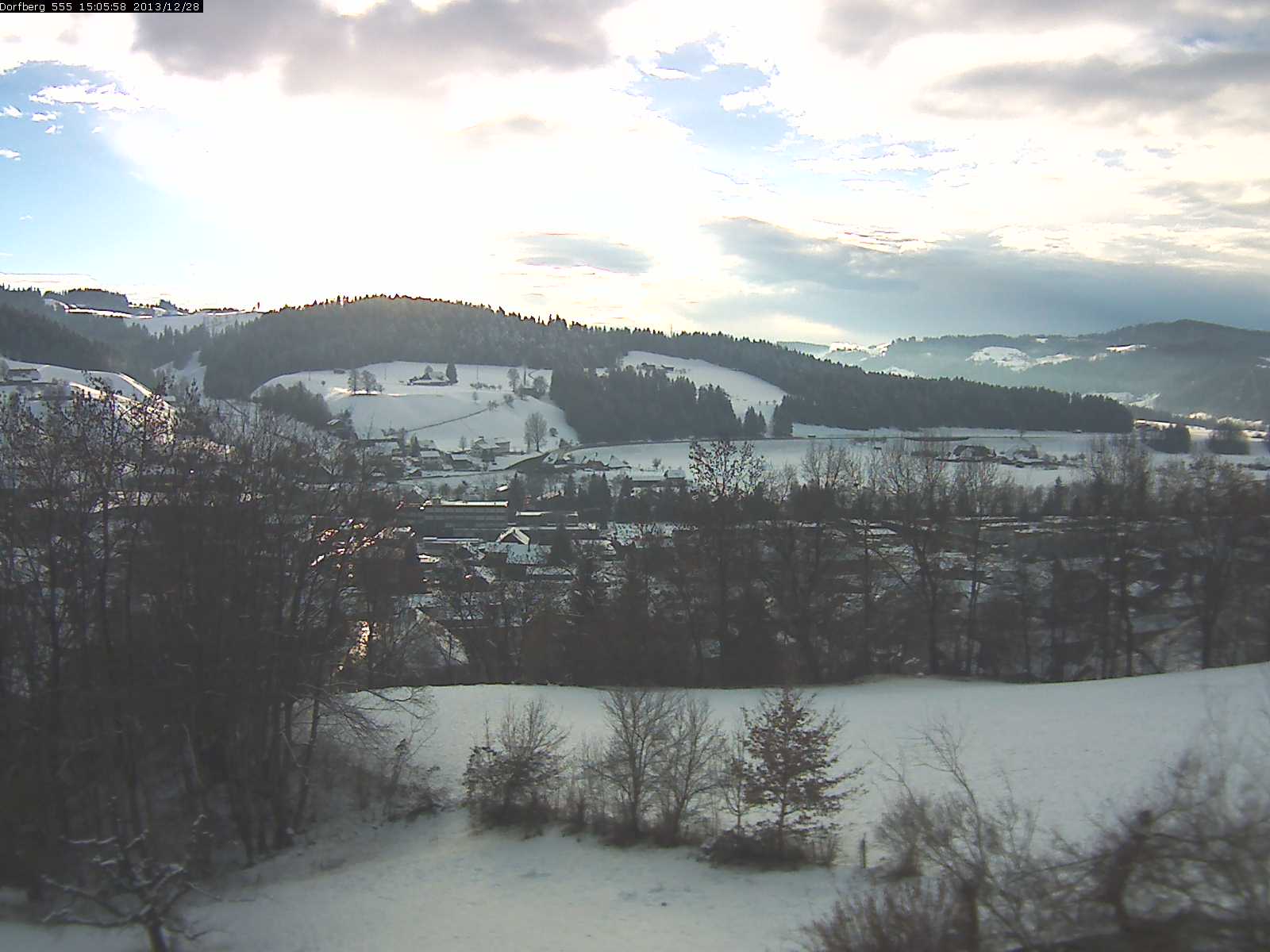 Webcam-Bild: Aussicht vom Dorfberg in Langnau 20131228-150600