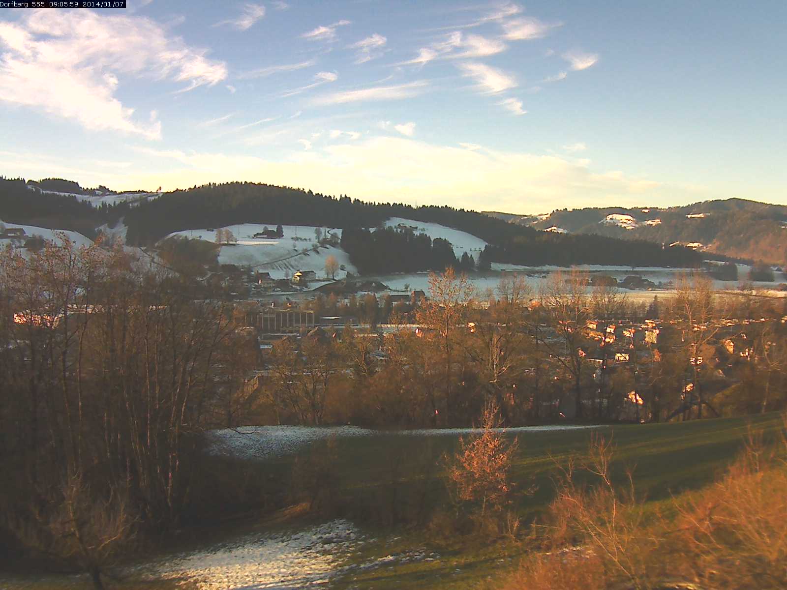 Webcam-Bild: Aussicht vom Dorfberg in Langnau 20140107-090600
