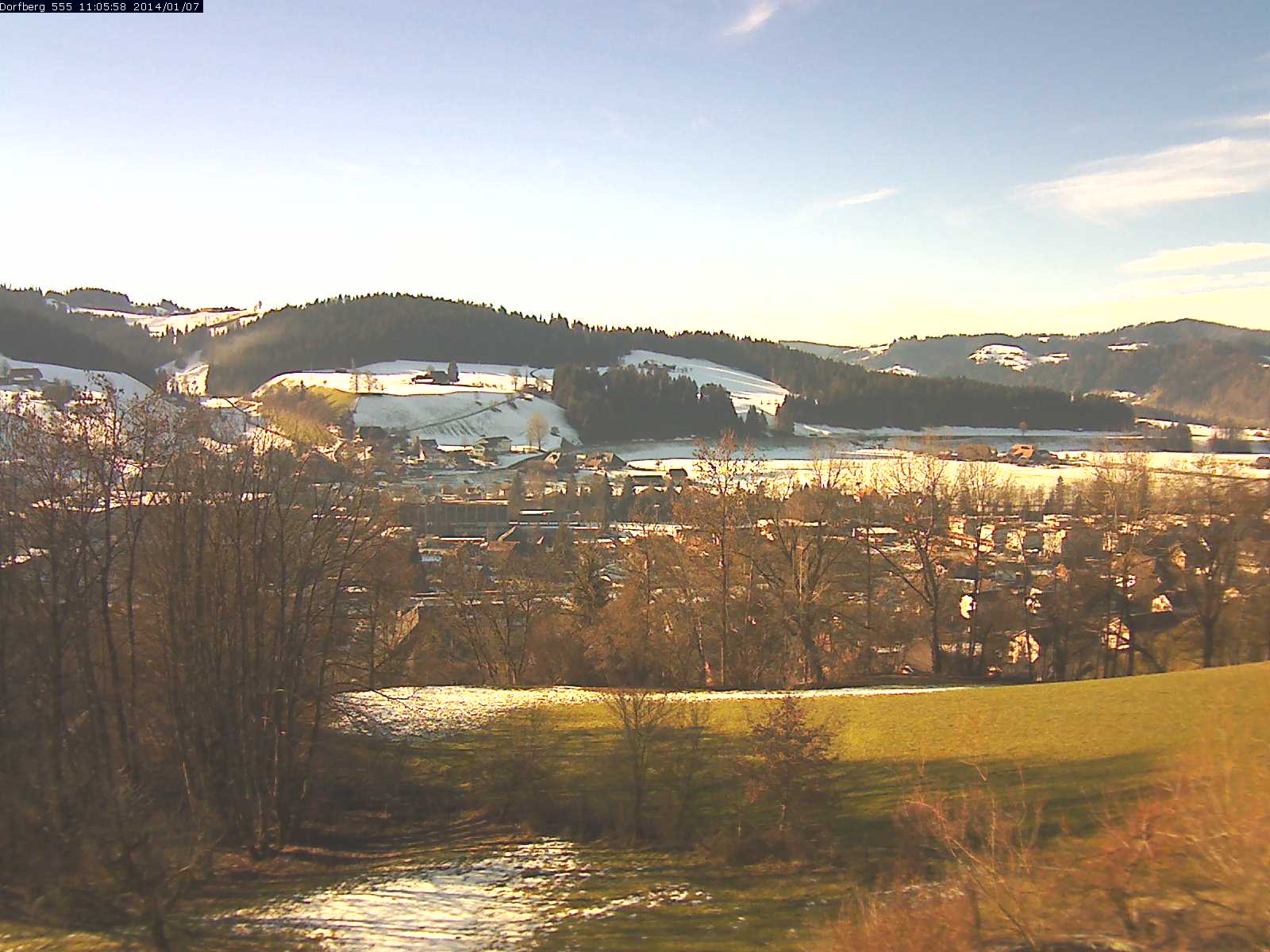 Webcam-Bild: Aussicht vom Dorfberg in Langnau 20140107-110600
