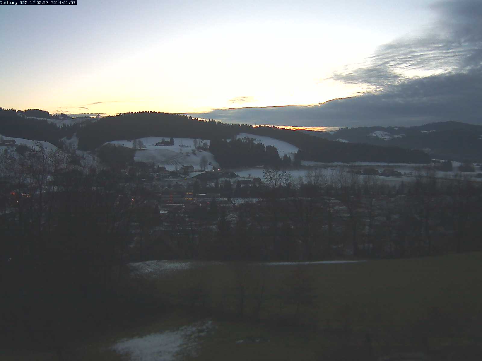 Webcam-Bild: Aussicht vom Dorfberg in Langnau 20140107-170600