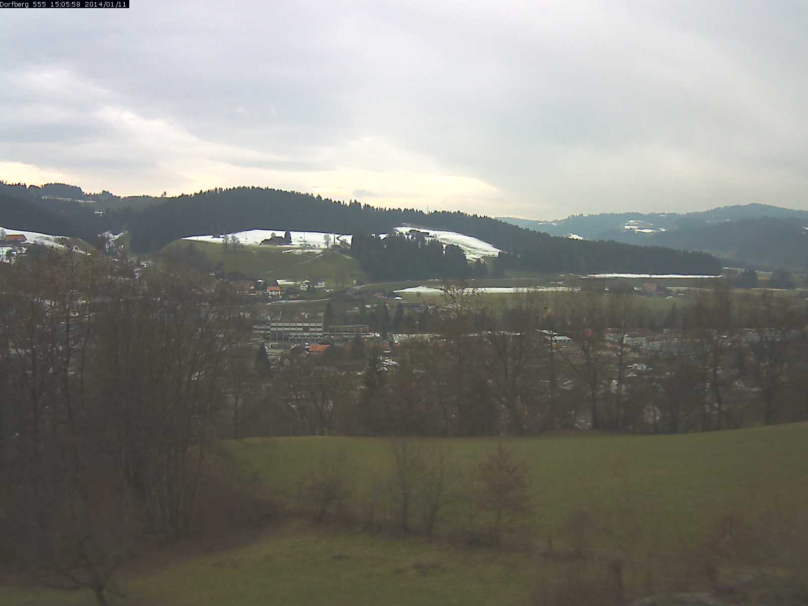 Webcam-Bild: Aussicht vom Dorfberg in Langnau 20140111-150600