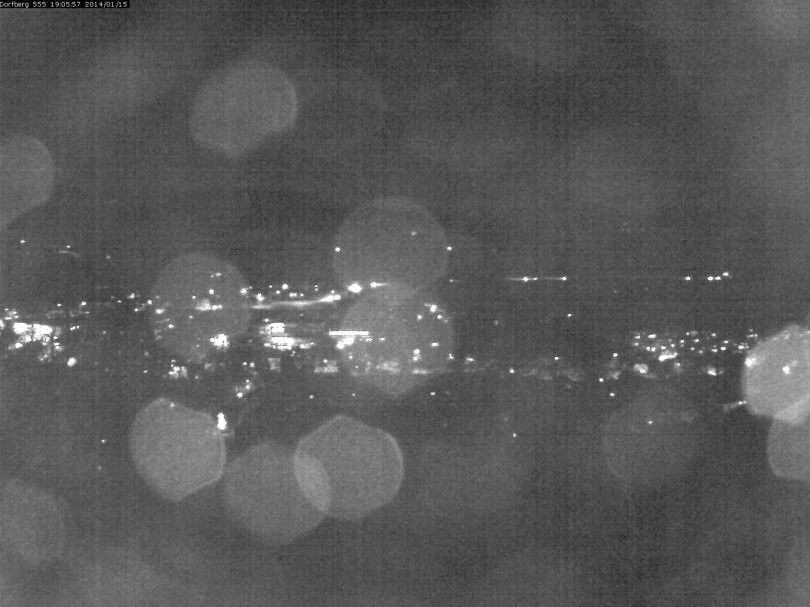Webcam-Bild: Aussicht vom Dorfberg in Langnau 20140115-190600
