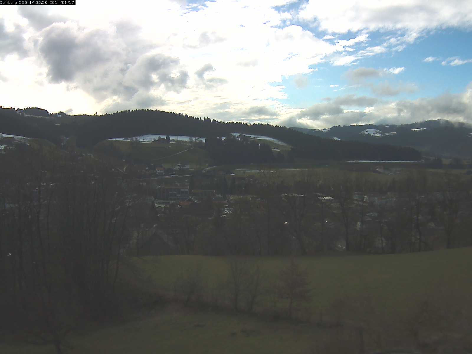 Webcam-Bild: Aussicht vom Dorfberg in Langnau 20140117-140600