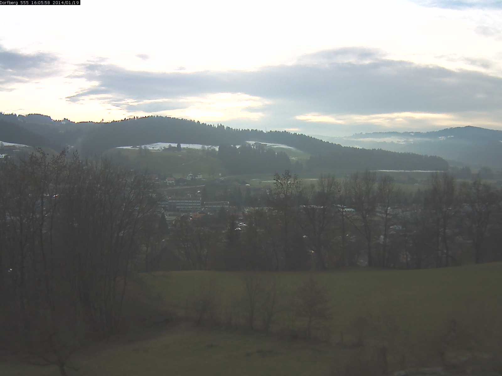 Webcam-Bild: Aussicht vom Dorfberg in Langnau 20140119-160600