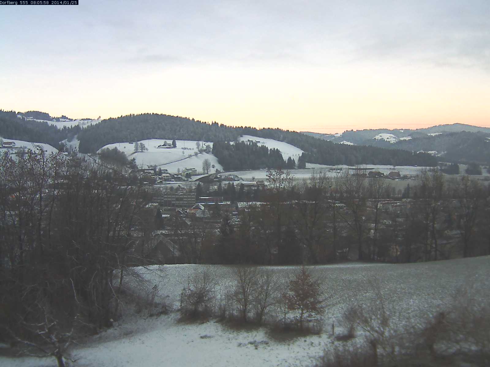 Webcam-Bild: Aussicht vom Dorfberg in Langnau 20140125-080600