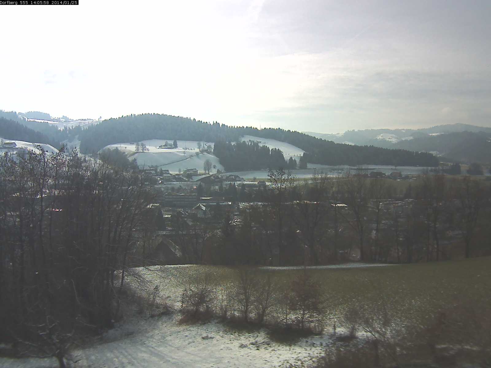 Webcam-Bild: Aussicht vom Dorfberg in Langnau 20140125-140600