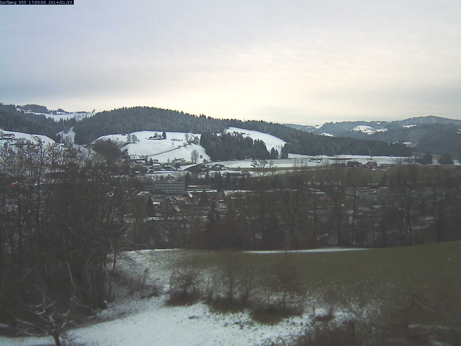 Webcam-Bild: Aussicht vom Dorfberg in Langnau 20140125-170600