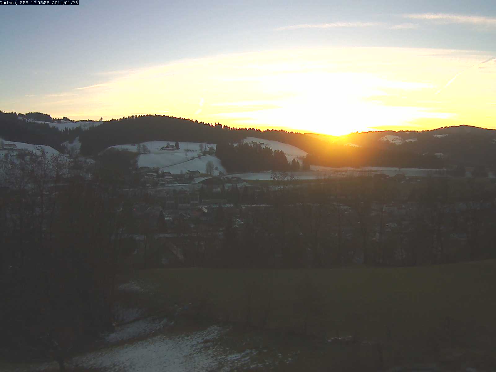 Webcam-Bild: Aussicht vom Dorfberg in Langnau 20140128-170600
