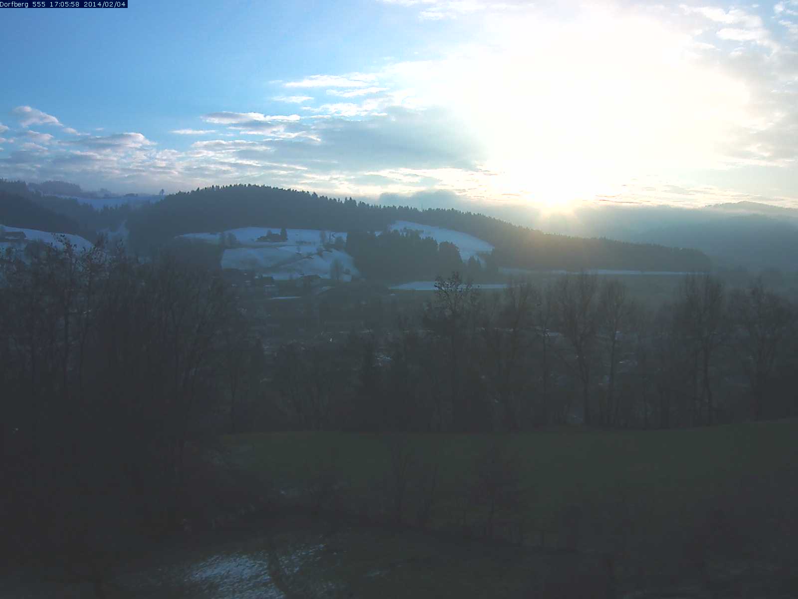 Webcam-Bild: Aussicht vom Dorfberg in Langnau 20140204-170600