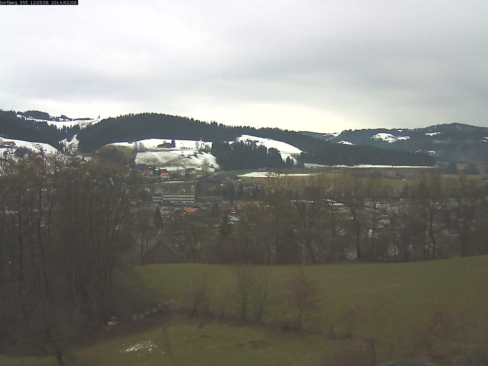Webcam-Bild: Aussicht vom Dorfberg in Langnau 20140208-120600