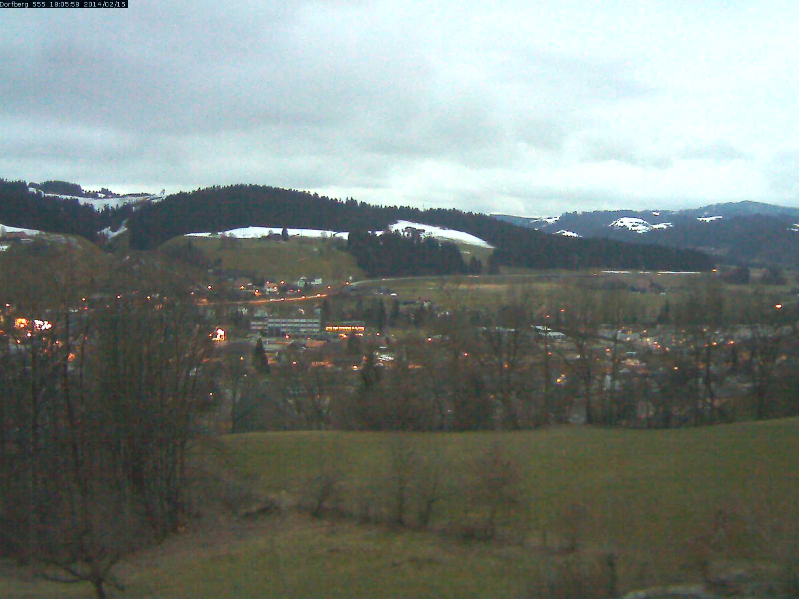 Webcam-Bild: Aussicht vom Dorfberg in Langnau 20140215-180600