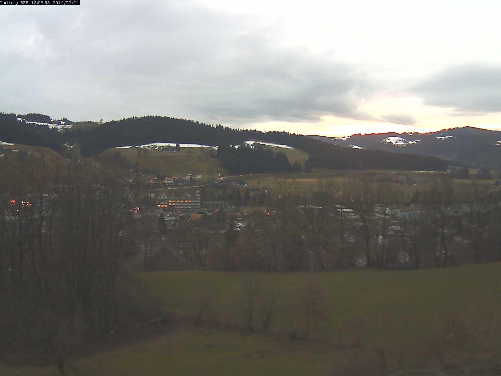 Webcam-Bild: Aussicht vom Dorfberg in Langnau 20140221-180600