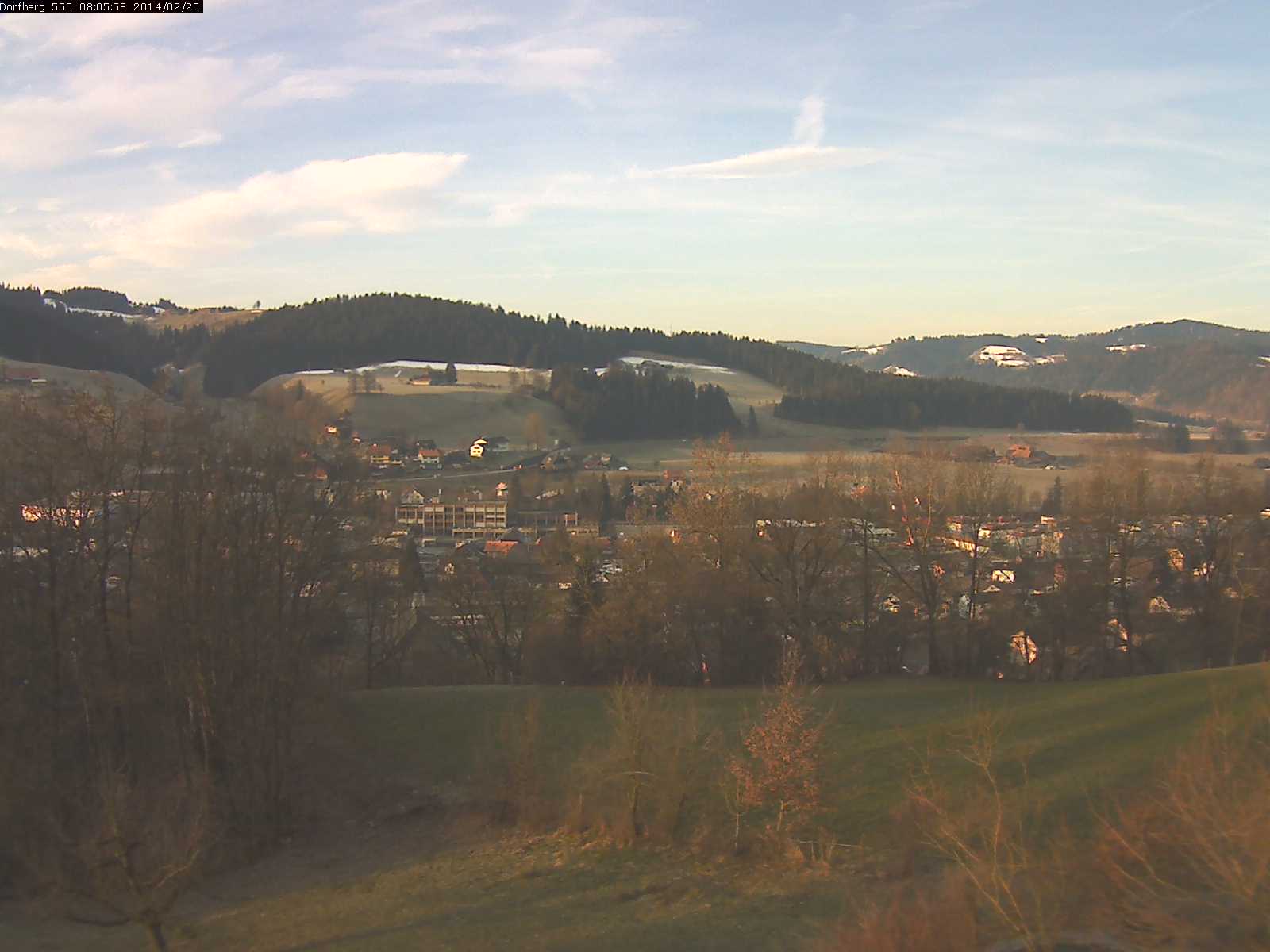 Webcam-Bild: Aussicht vom Dorfberg in Langnau 20140225-080600
