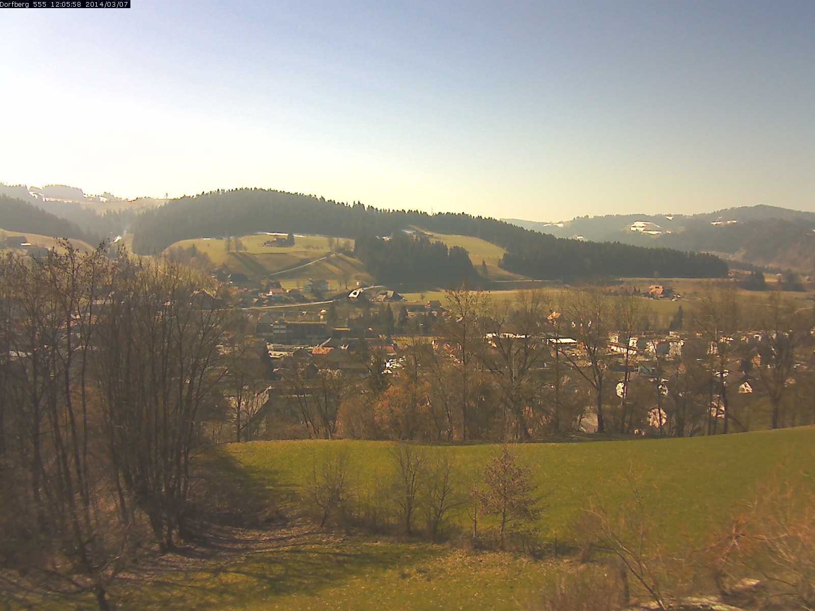 Webcam-Bild: Aussicht vom Dorfberg in Langnau 20140307-120600