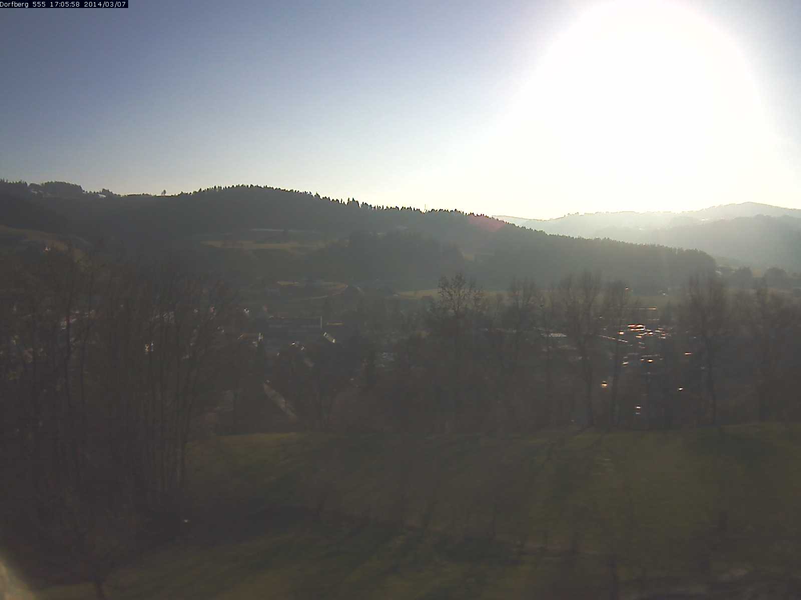 Webcam-Bild: Aussicht vom Dorfberg in Langnau 20140307-170600