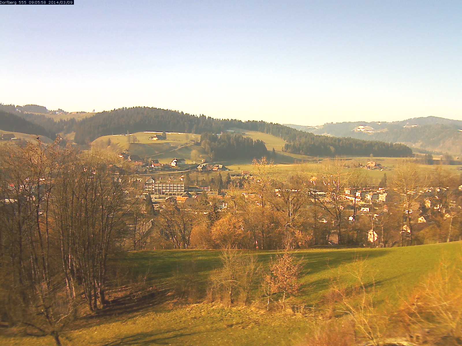 Webcam-Bild: Aussicht vom Dorfberg in Langnau 20140309-090600