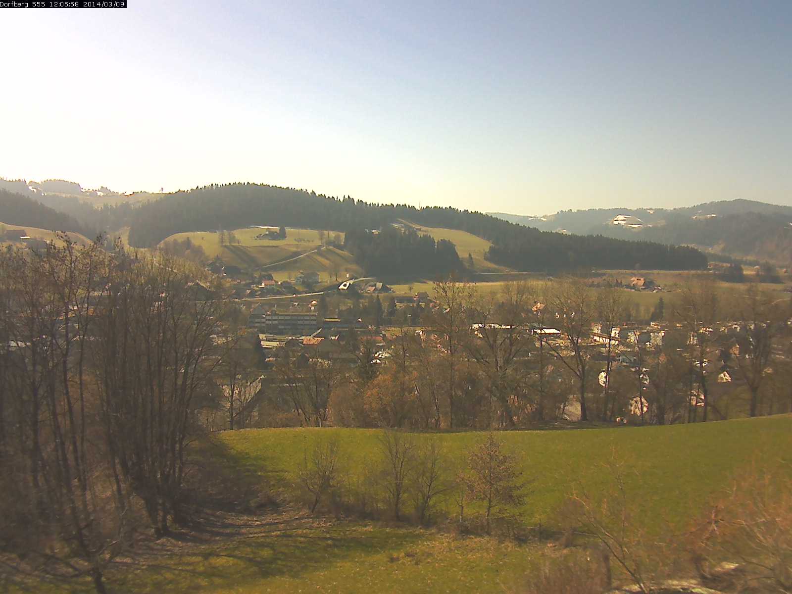 Webcam-Bild: Aussicht vom Dorfberg in Langnau 20140309-120600