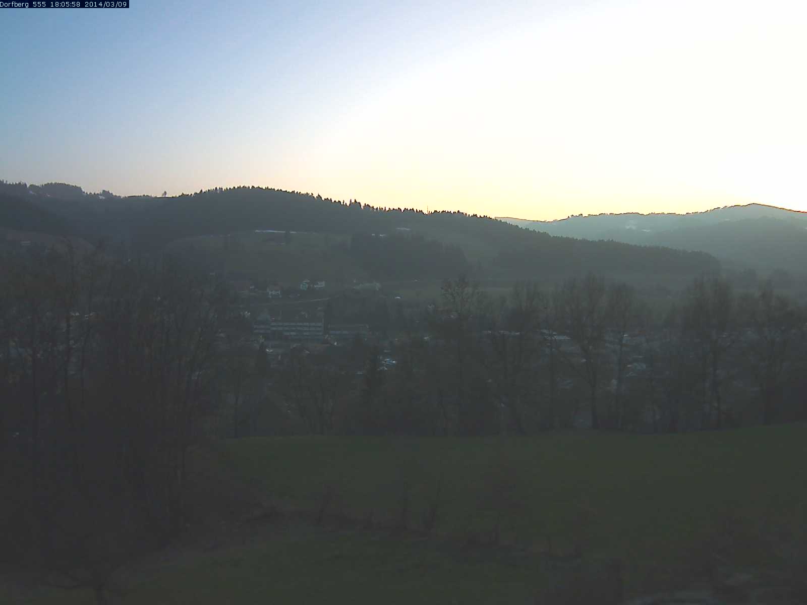 Webcam-Bild: Aussicht vom Dorfberg in Langnau 20140309-180600