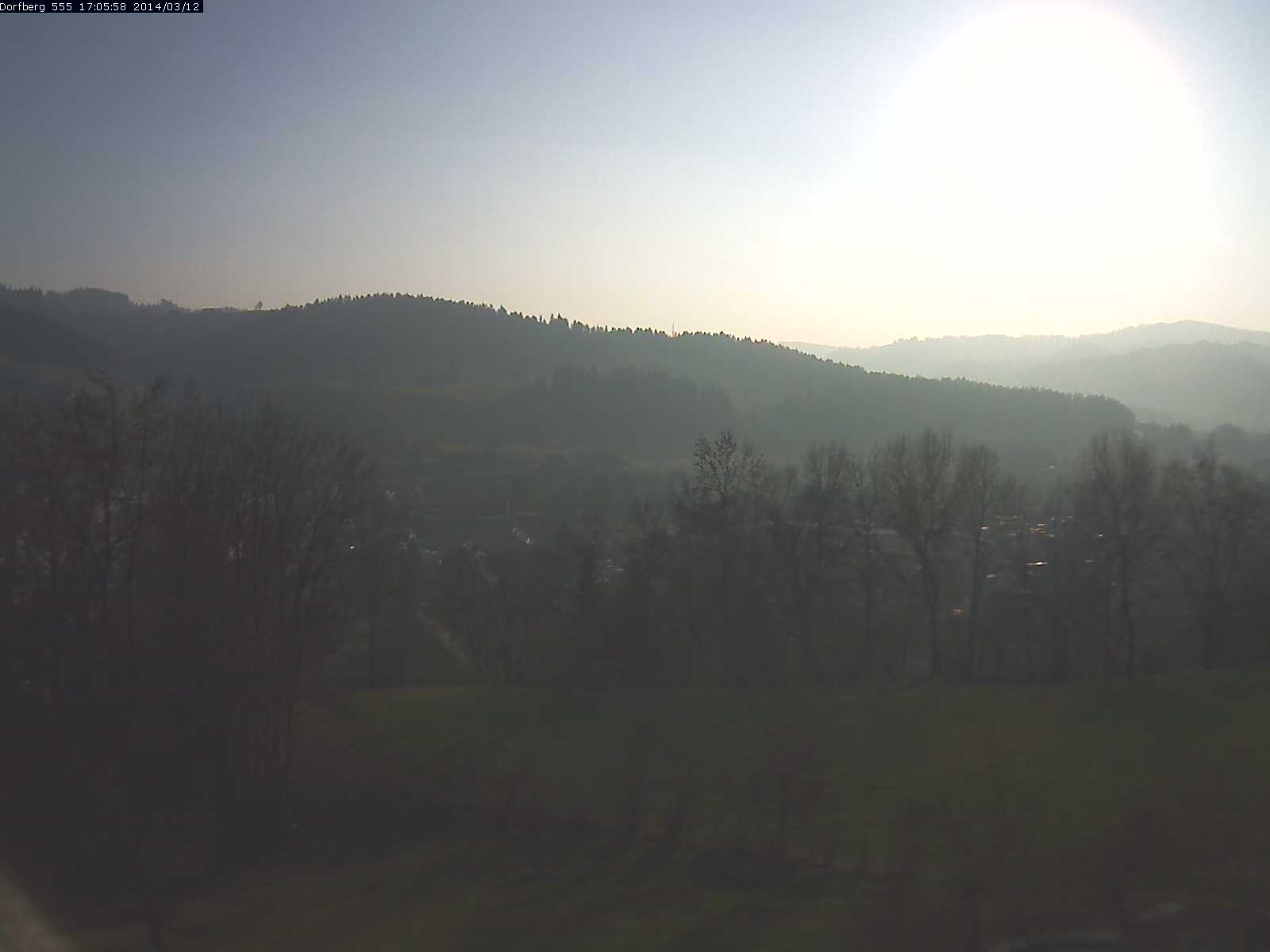 Webcam-Bild: Aussicht vom Dorfberg in Langnau 20140312-170600