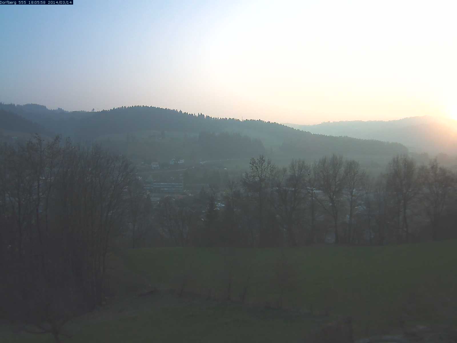 Webcam-Bild: Aussicht vom Dorfberg in Langnau 20140314-180600