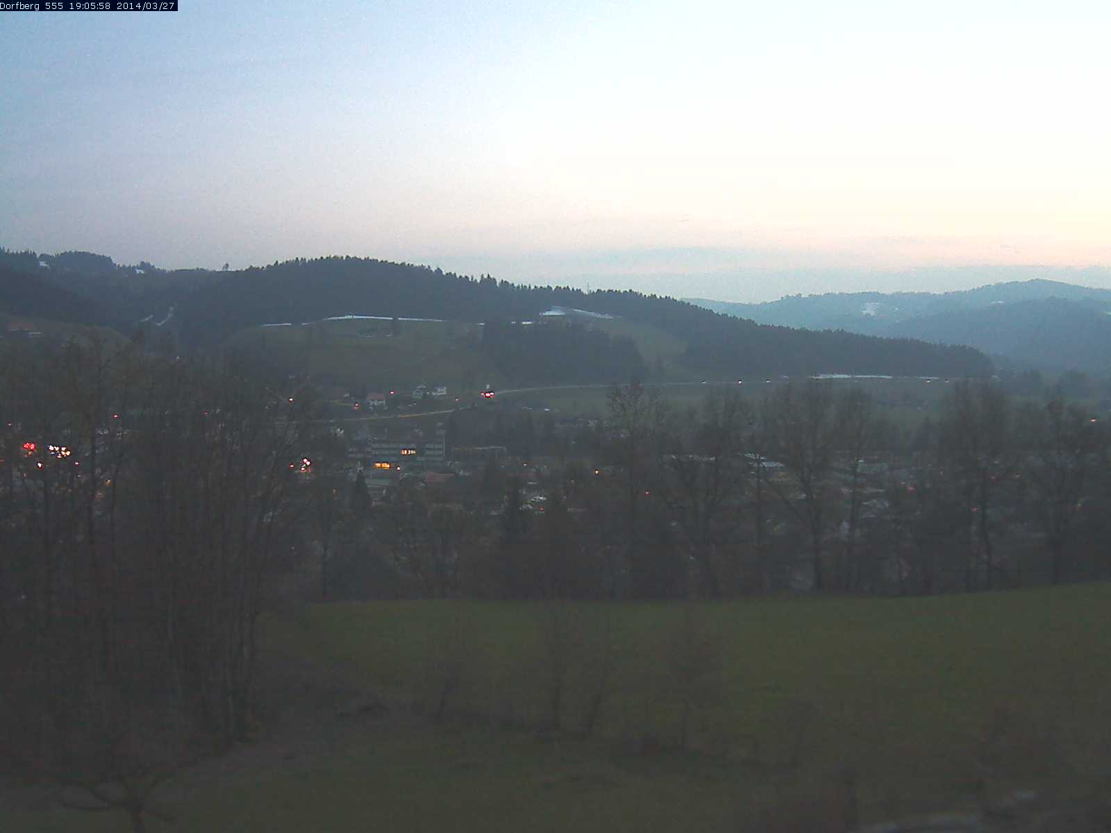 Webcam-Bild: Aussicht vom Dorfberg in Langnau 20140327-190600
